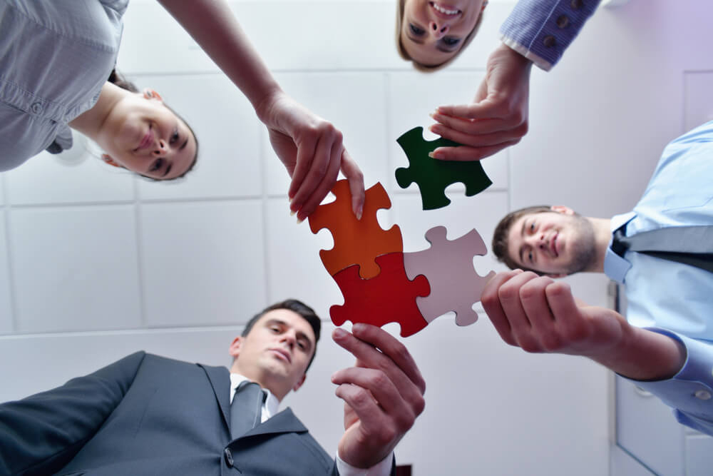 Another SEO Guru ArticleOrganizer Starts Working With SEOPage1 - Seopage1